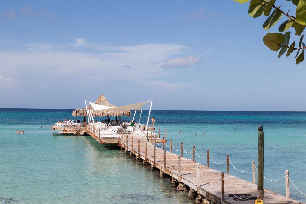 Los Flamencos Aparthotel Beach Club 巴亚希贝 外观 照片
